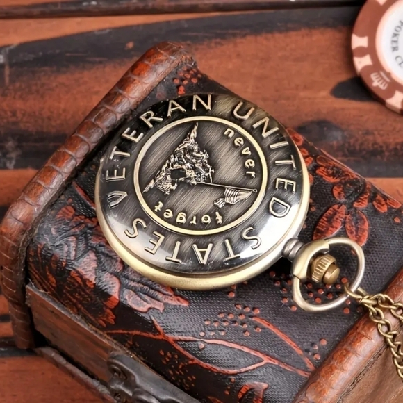 New mens veteran military pocket watch bronze with chain necklace - Picture 2 of 6